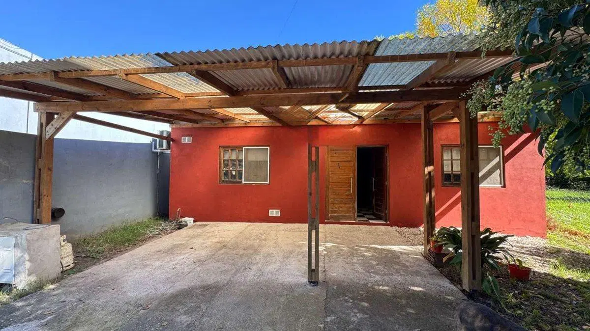 CASA EN VENTA VERÓNICA PUNTA INDIO 4 DORMITORIOS 3