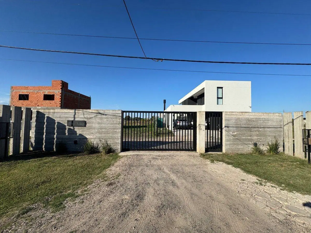 LOTE EN VENTA GONNET BARRIO CERRADO DON ATILIO 3