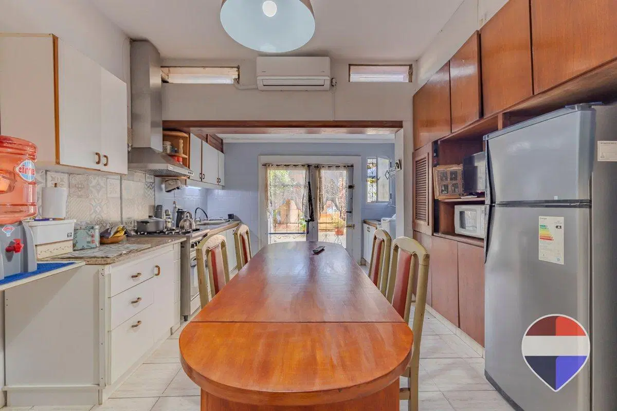 CASA EN VENTA LA PLATA 3 DORMITORIOS 3