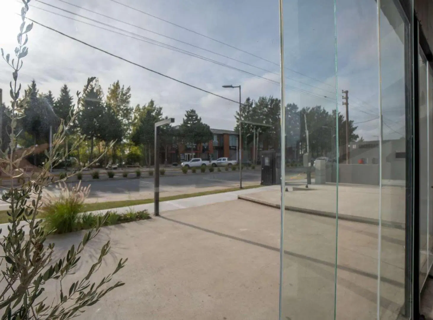 LOCAL COMERCIAL EN VENTA GONNET GORINA AVENIDA 5
