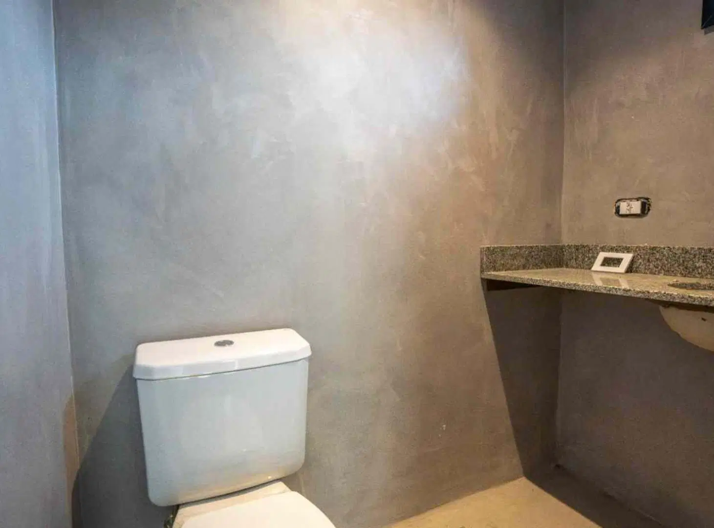 LOCAL COMERCIAL EN VENTA GONNET GORINA AVENIDA 4