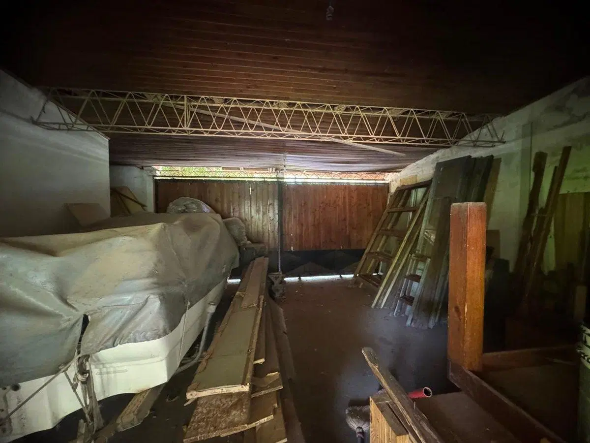 CASA EN VENTA CITY BELL CON PILETA 5