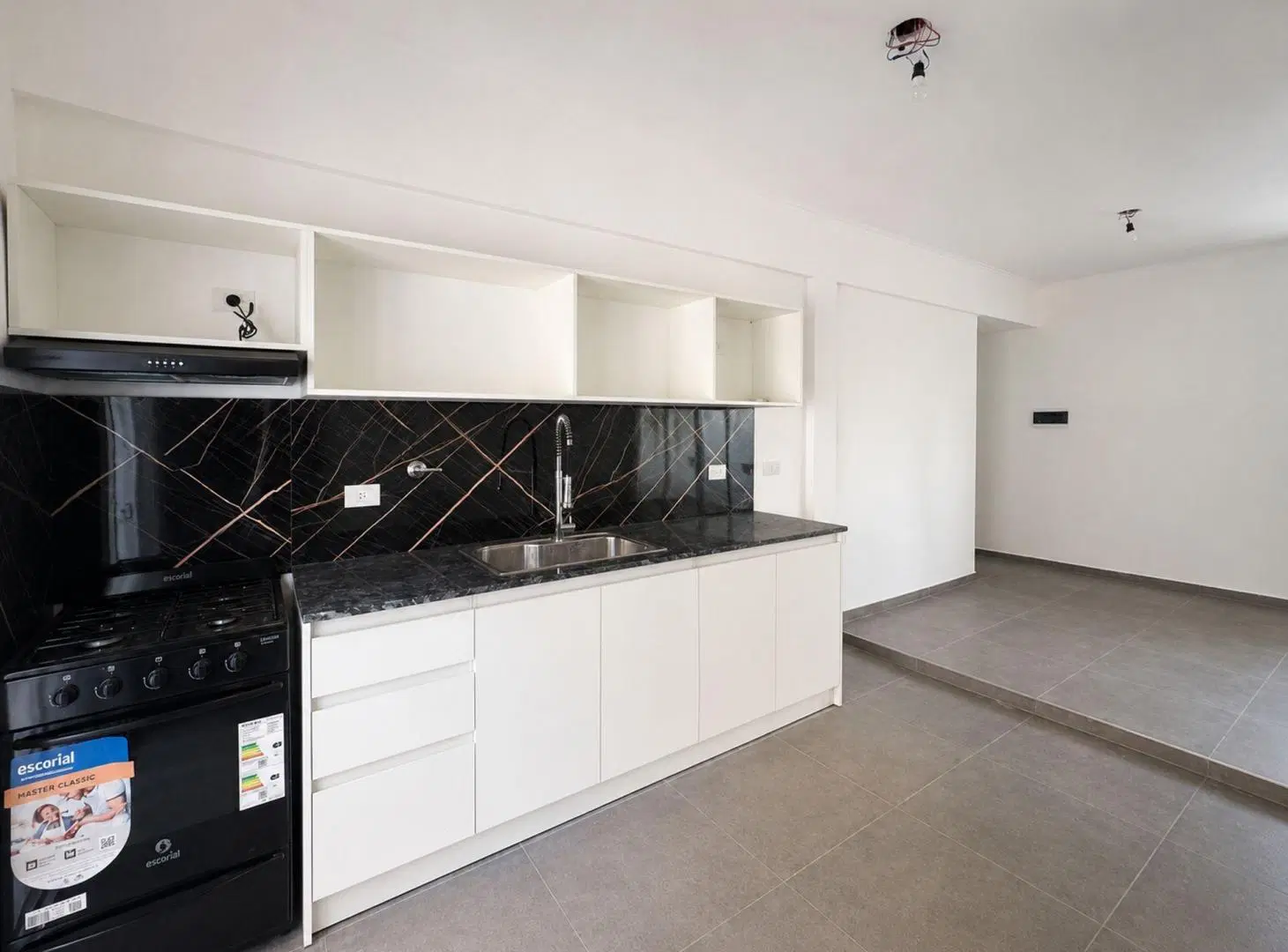 PH EN VENTA LA PLATA PLAZA MALVINAS  2 DORMITORIOS 4