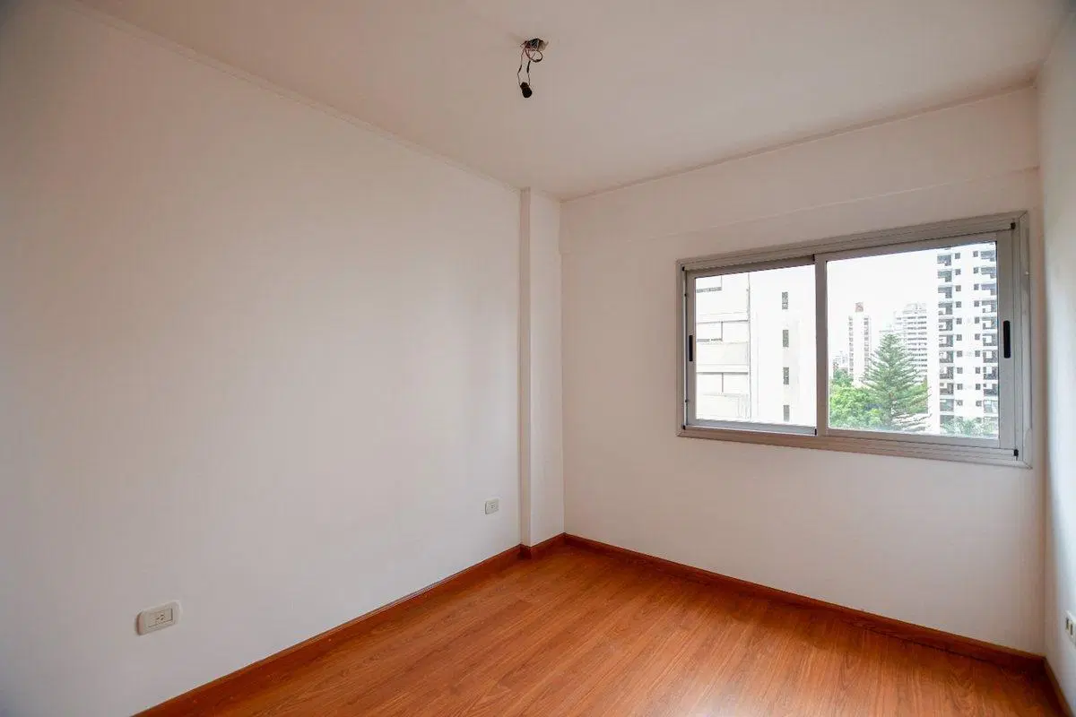 DEPARTAMENTO VENTA LA PLATA 2 DORMITORIOS COCHERA 8