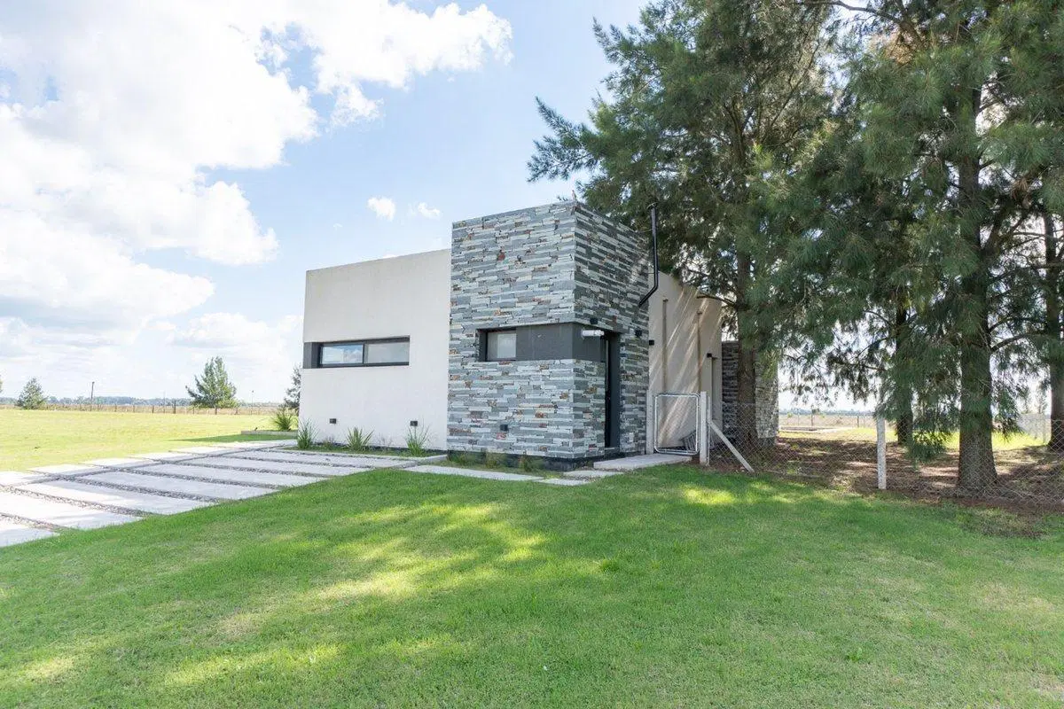 CASA EN VENTA EN AREA 60 LA VICTORIA A ESTRENAR 3