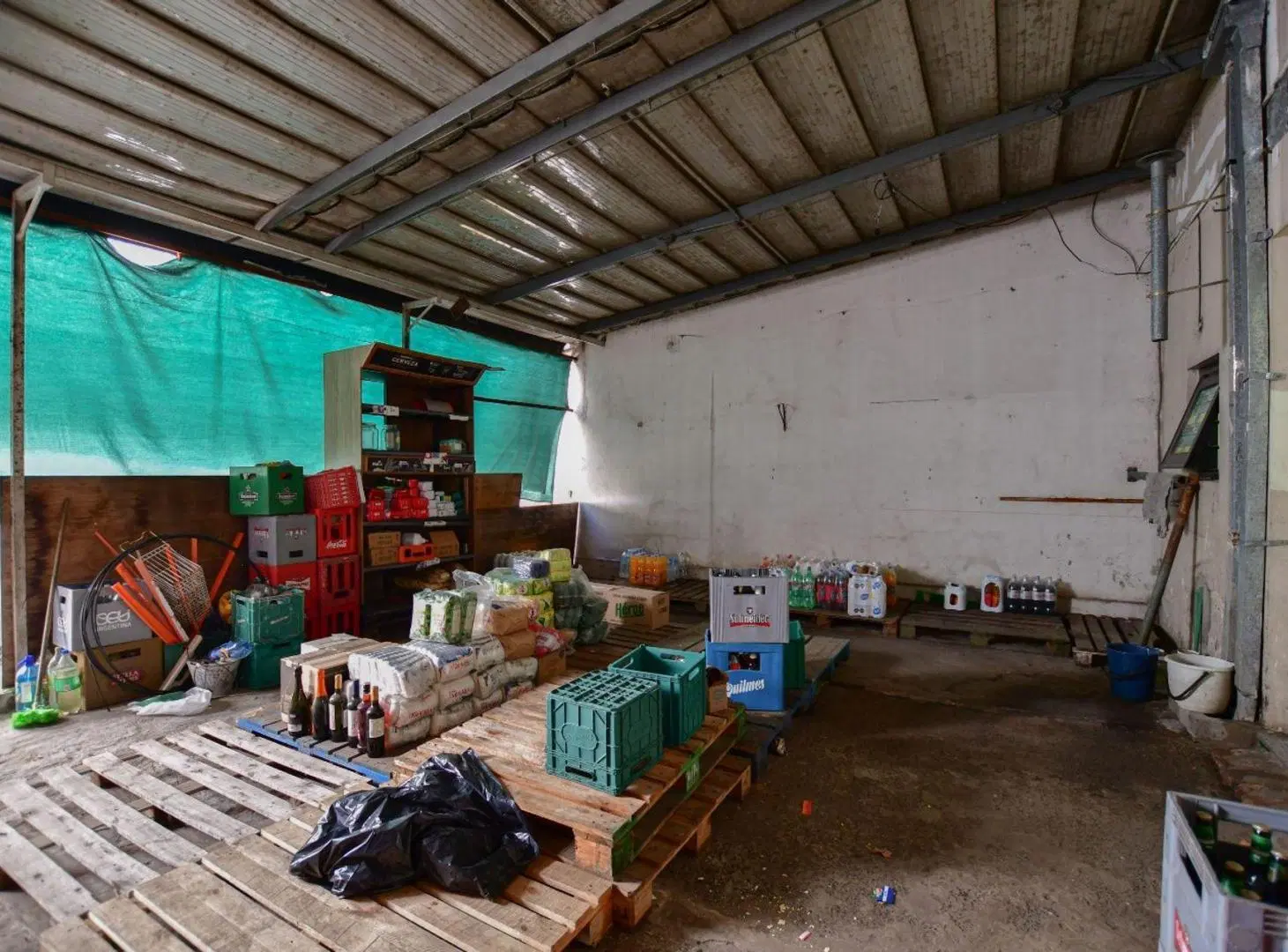 LOCAL EN VENTA MAS FONDO DE COMERCIO LA PLATA 8