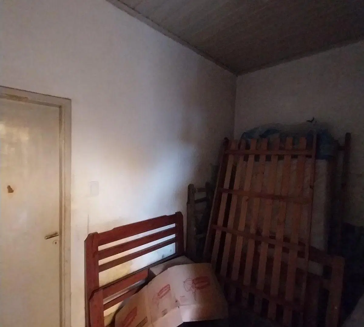 CASA EN VENTA LA PLATA TIPO PH A REFACCIONAR 4