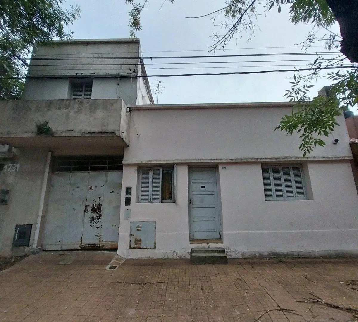 CASA EN VENTA LA PLATA TIPO PH A REFACCIONAR 3