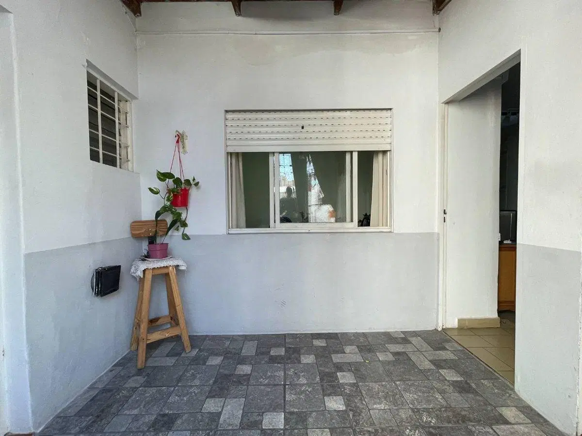 CASA EN VENTA EN LA LOMA LA PLATA 3 DORMITORIOS 4