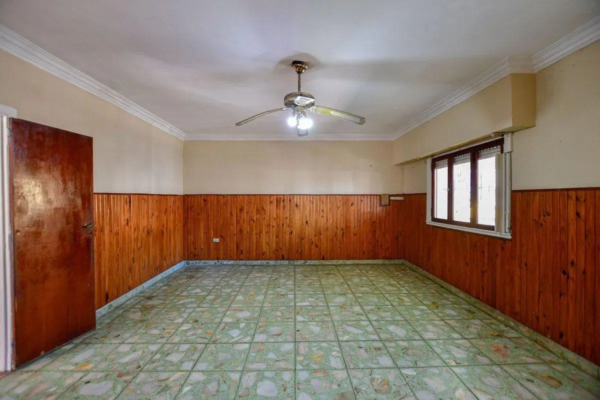 CASA EN VENTA LA PLATA 3 DORMITORIOS+DEPARTAMENTO 8