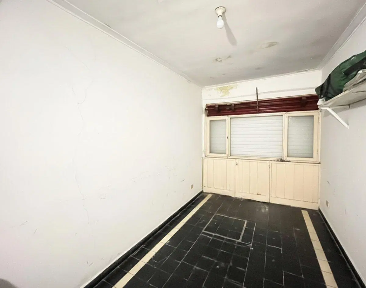 CASA EN VENTA LA PLATA APTO BANCO LOTE 10 X 26 8