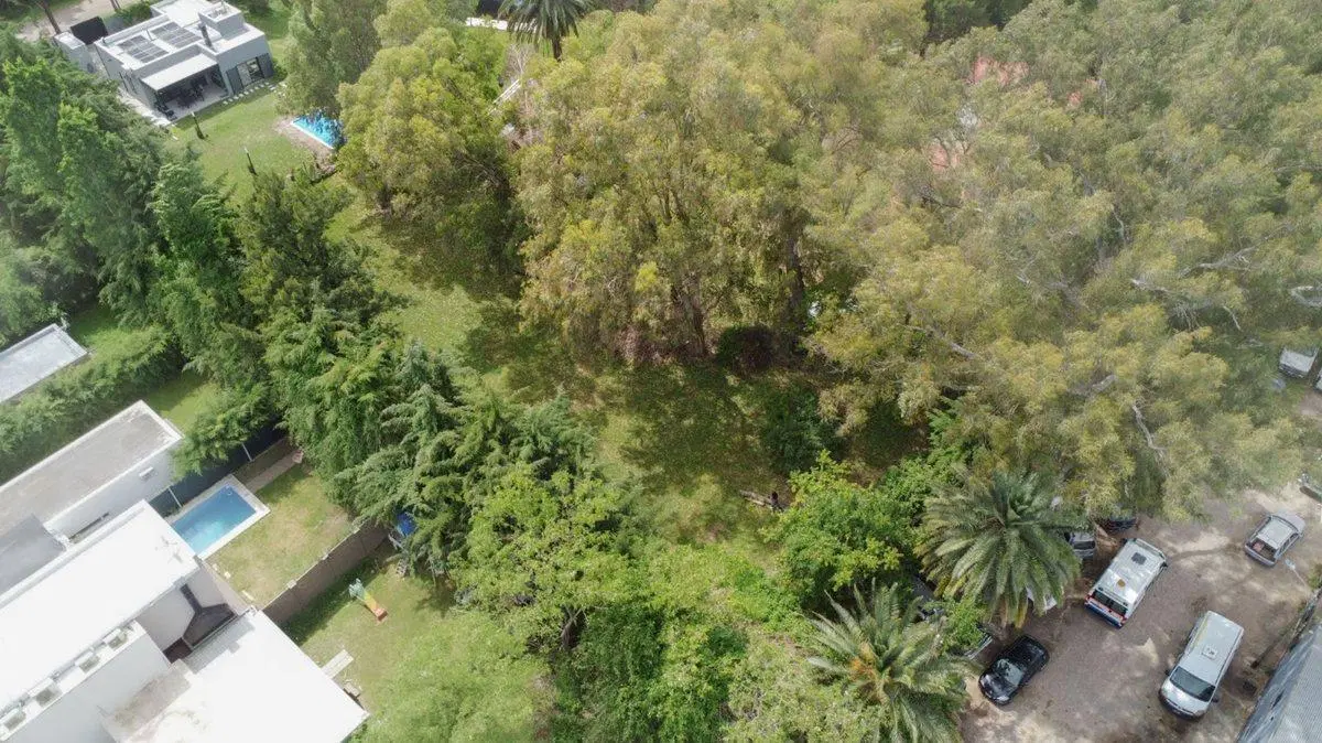 LOTE EN VENTA EN CITY BELL 21 X 52,5M2 4