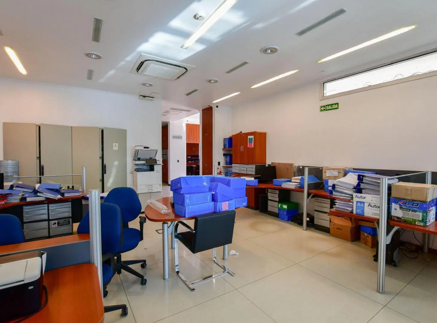 LOCAL Y OFICINAS EN VENTA EN LA PLATA 8