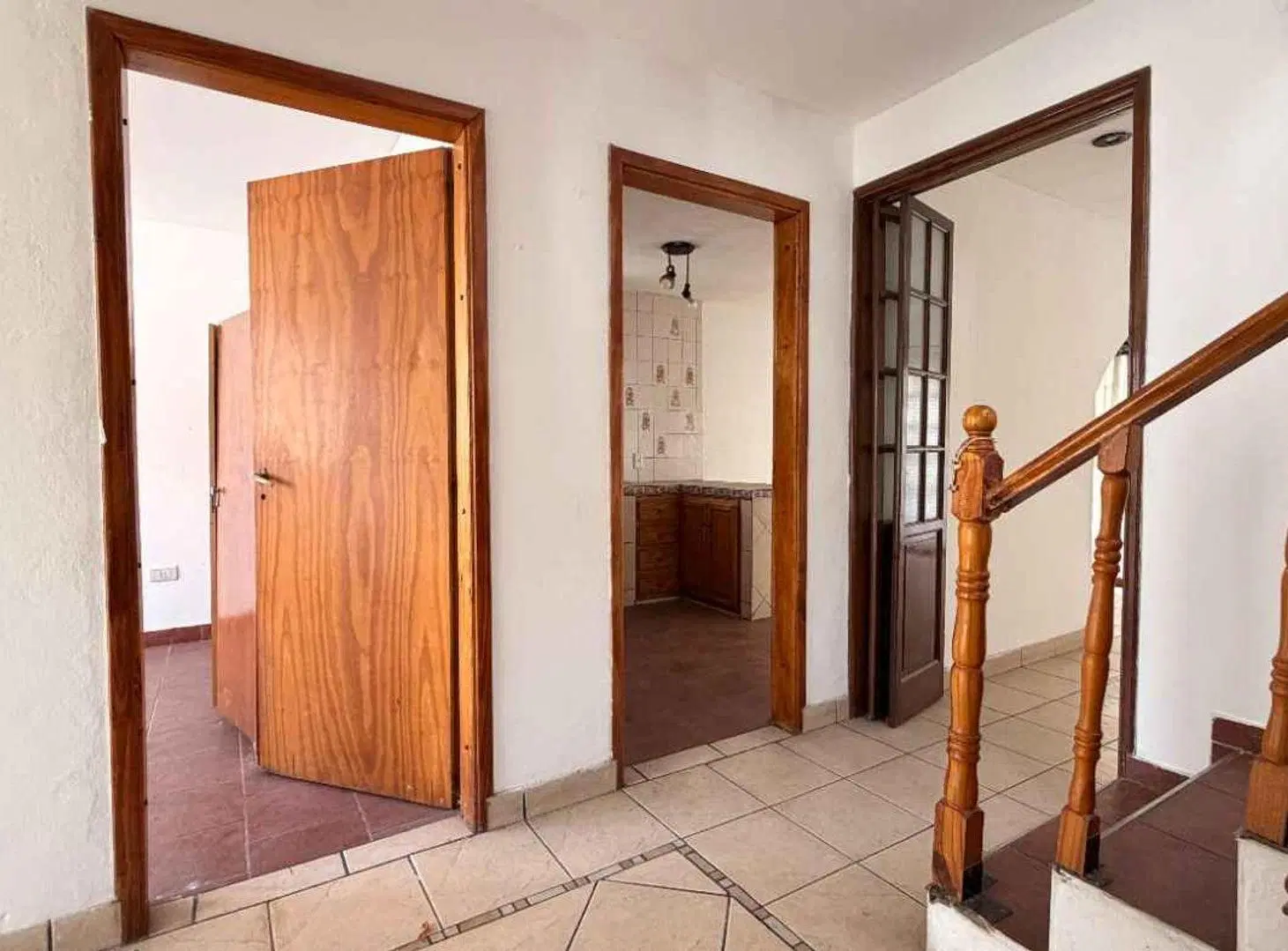 CASA EN VENTA LA PLATA TERRAZA PARRILLA COCHERA 4