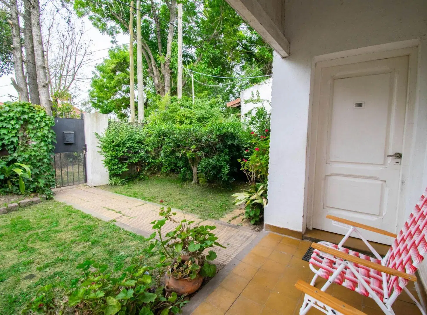 CASAS EN VENTA CITY BELL 2 DORMITORIOS. 3