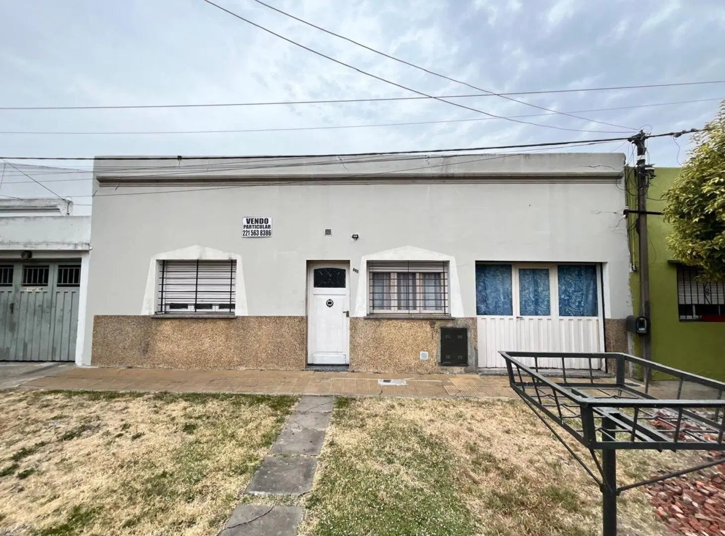 LOTE VENTA 10X26 CON CASA A REFACCIONAR LA PLATA 3