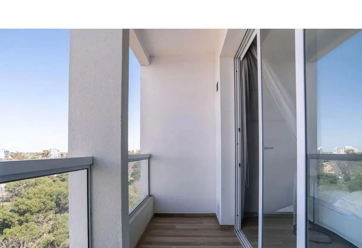MONOAMBIENTE  EN VENTA LA PLATA POZO 4