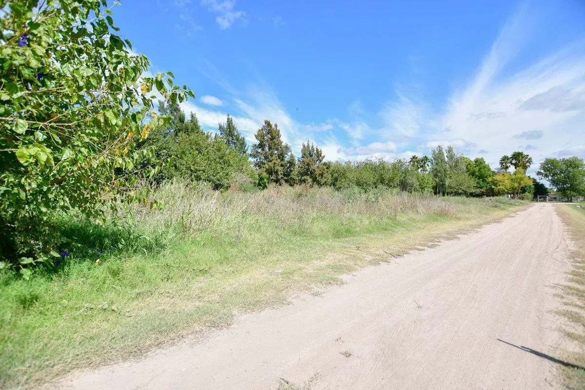TERRENO EN VENTA LA PLATA LOTE CON ESCRITURA 2