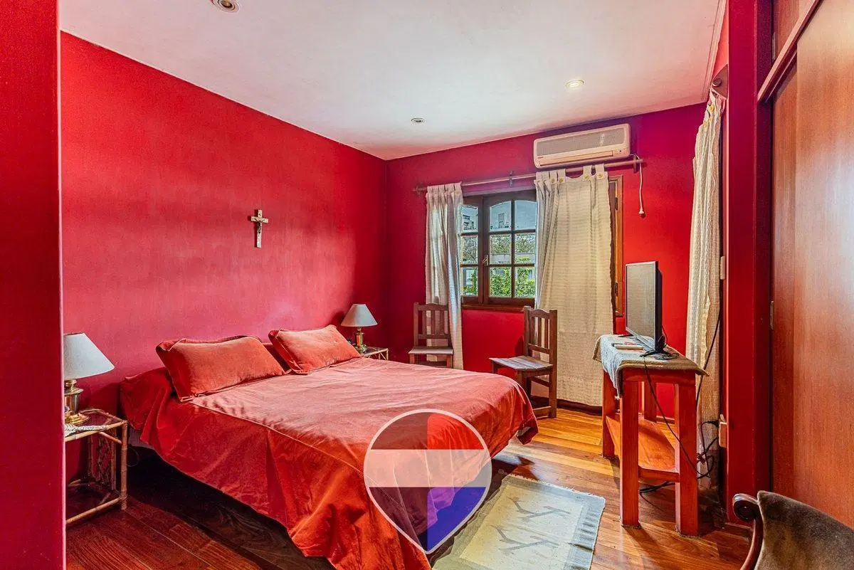 CASA EN VENTA LA PLATA 8