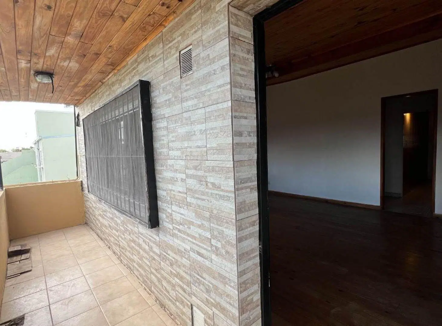 PH EN VENTA LOS HORNOS - LA PLATA 3