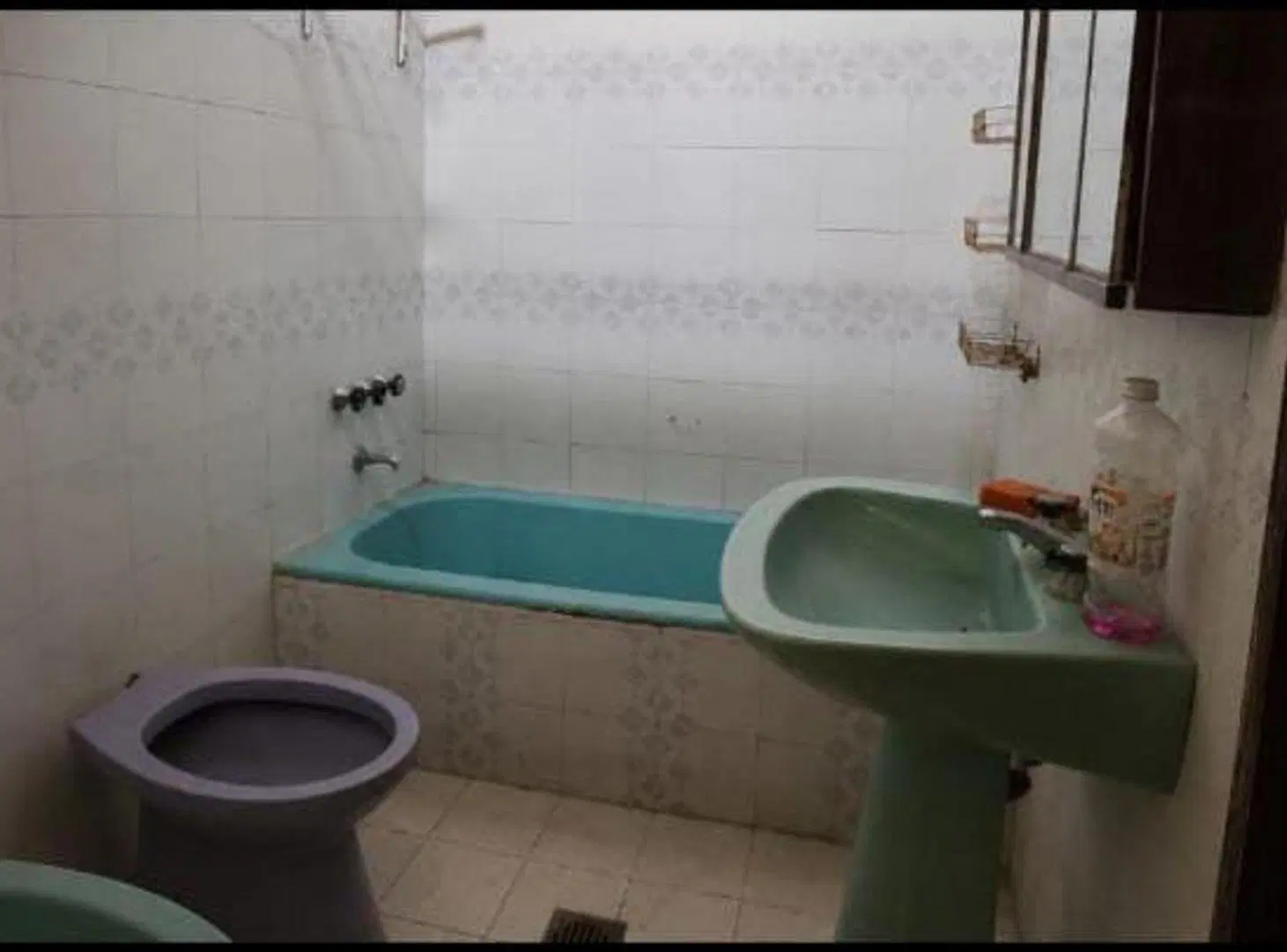 CASA EN VENTA LA PLATA A RECICLAR 3