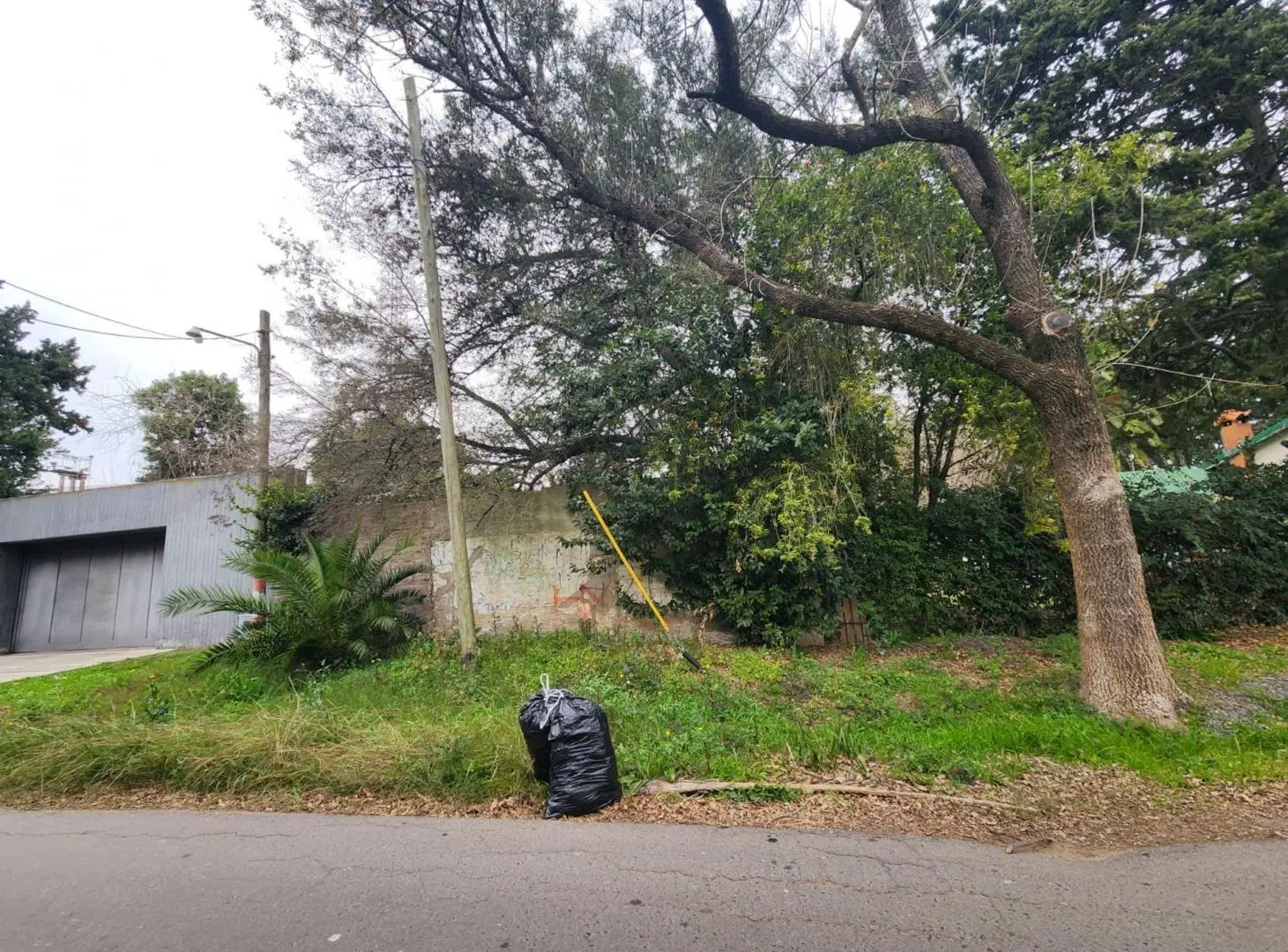 Lote en City Bell-La Plata 4