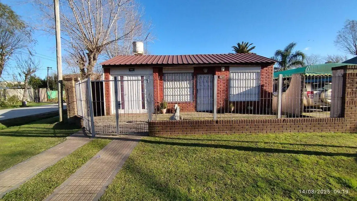 CASA EN VENTA EN PUNTA LARA 4