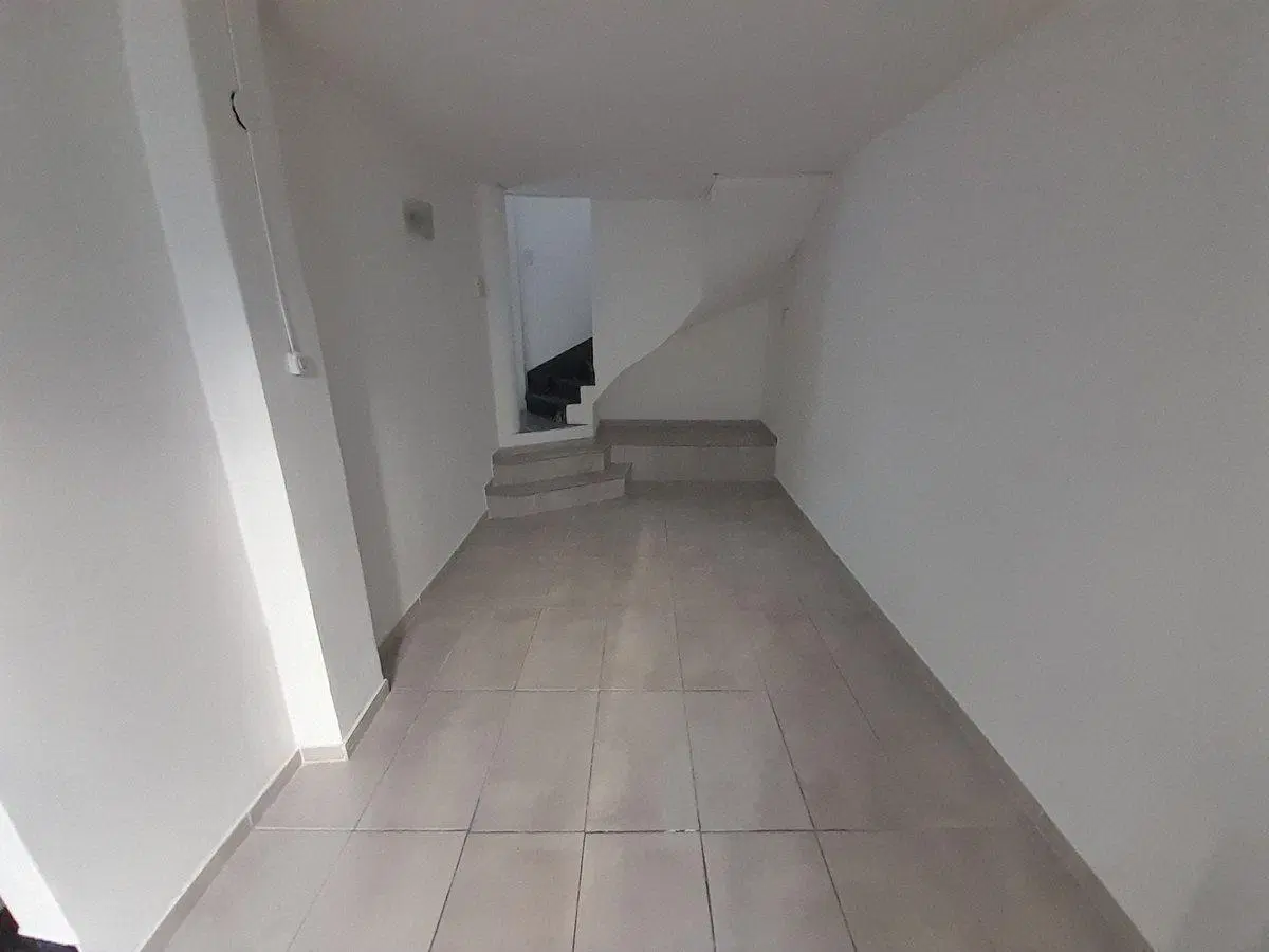 PH EN VENTA LA PLATA 1 DORMITORIO PATIO 5
