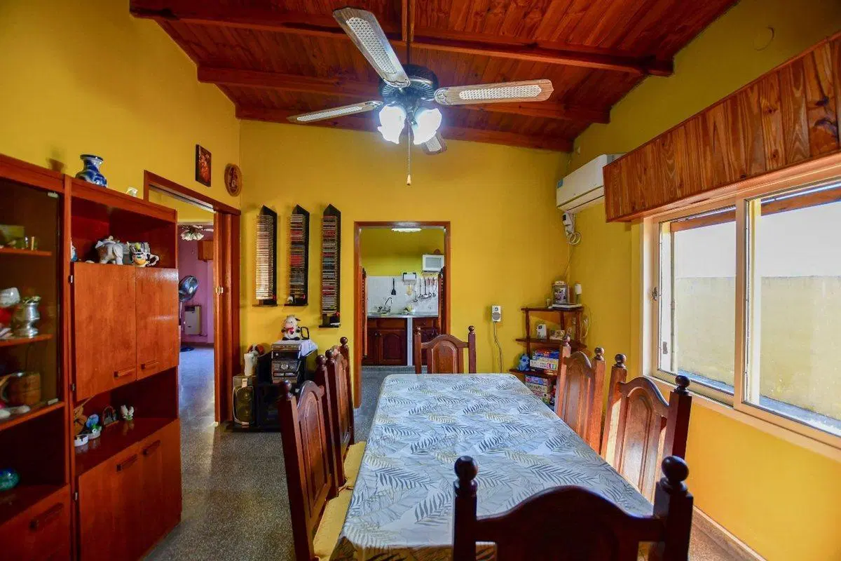 CASA EN VENTA EN VILLA ELVIRA 8