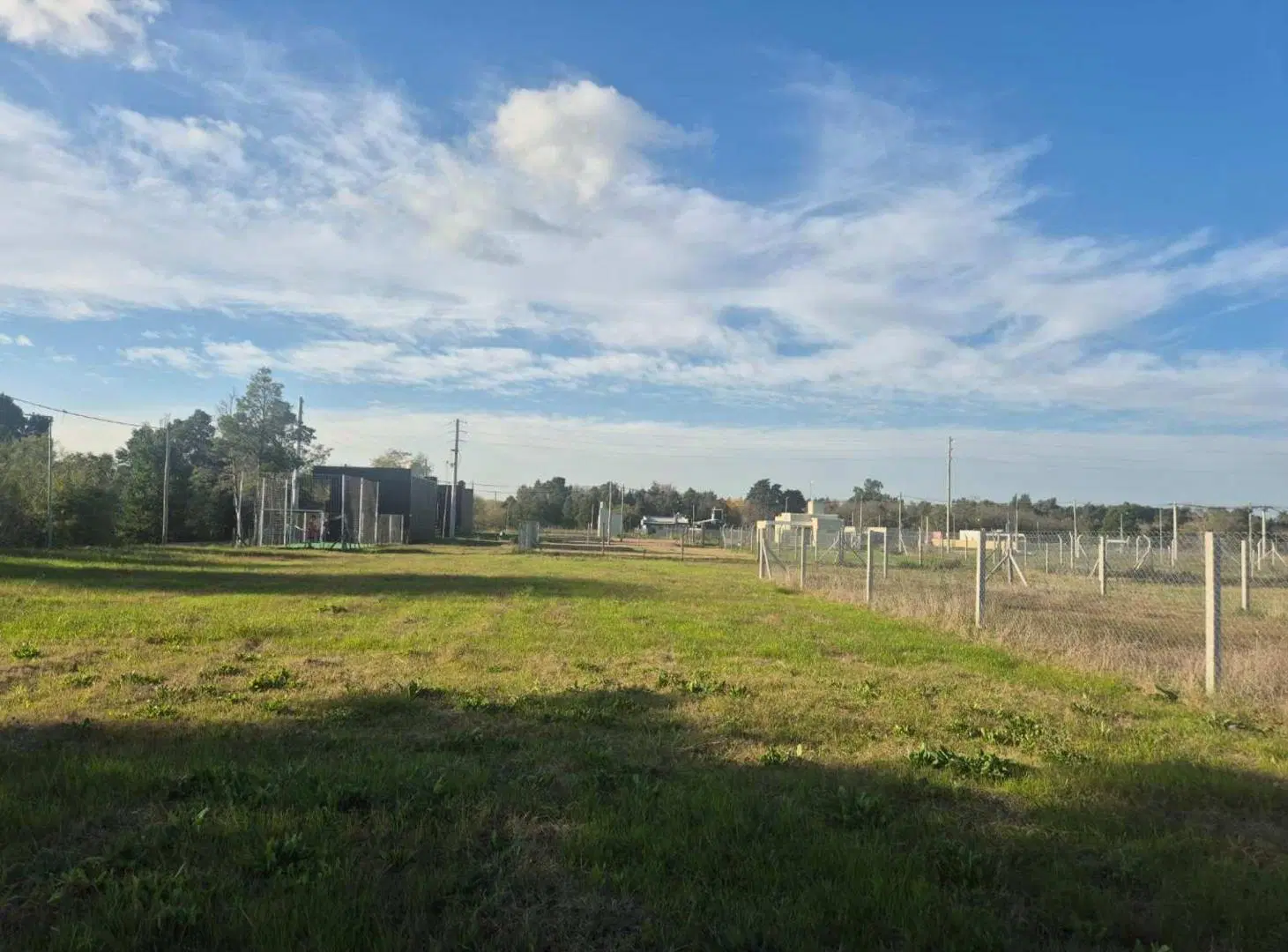 LOTE EN VENTA EN ARANA 8