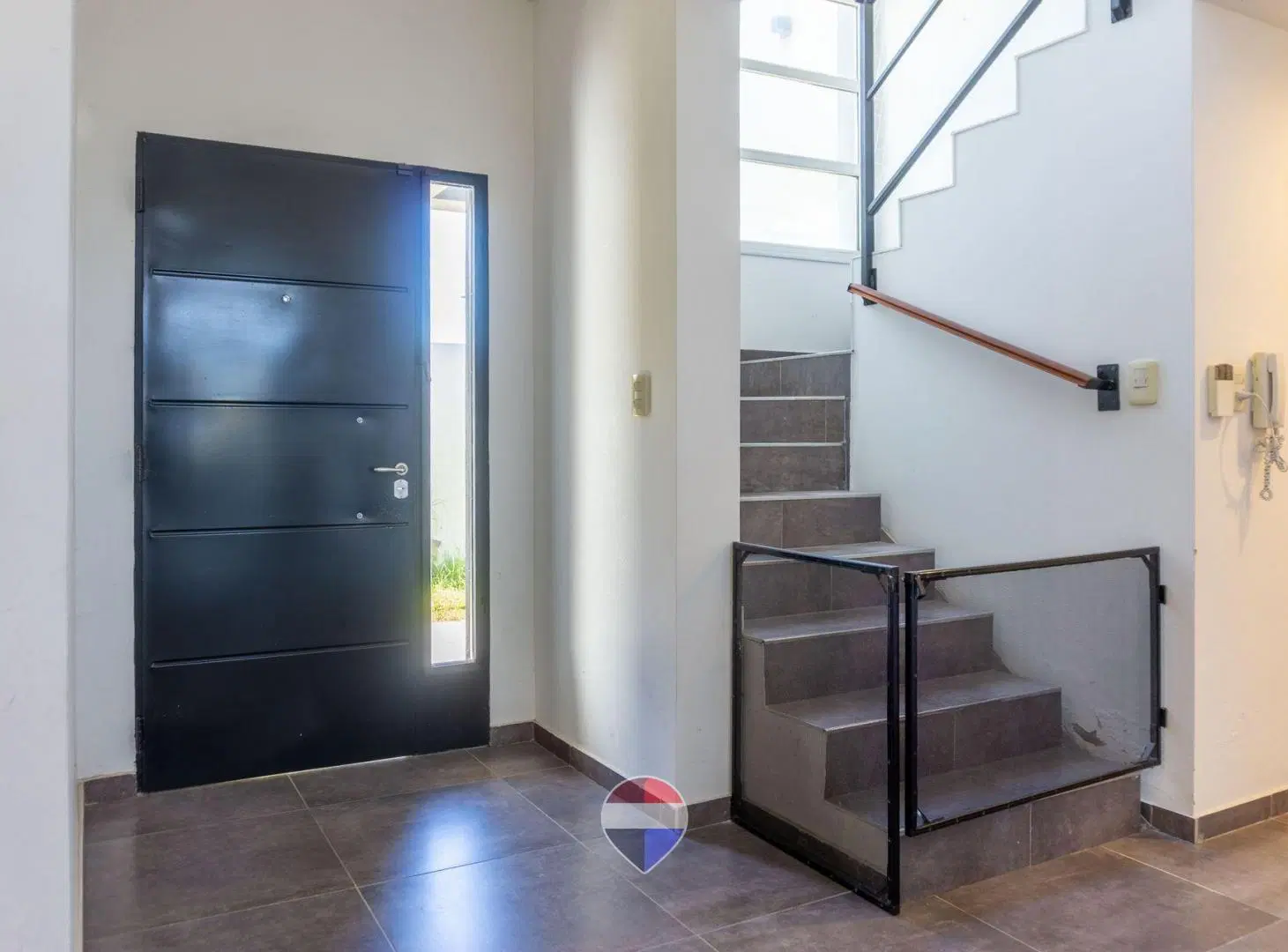 CASA EN VENTA VILLA DEL PLATA 4 DORMITORIOS 2