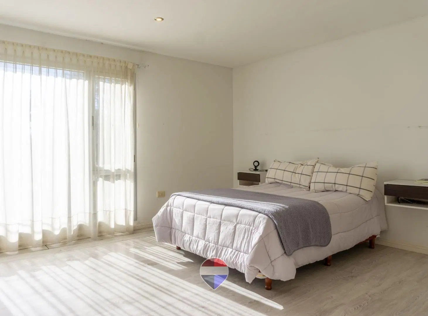 CASA EN VENTA VILLA DEL PLATA 4 DORMITORIOS 5