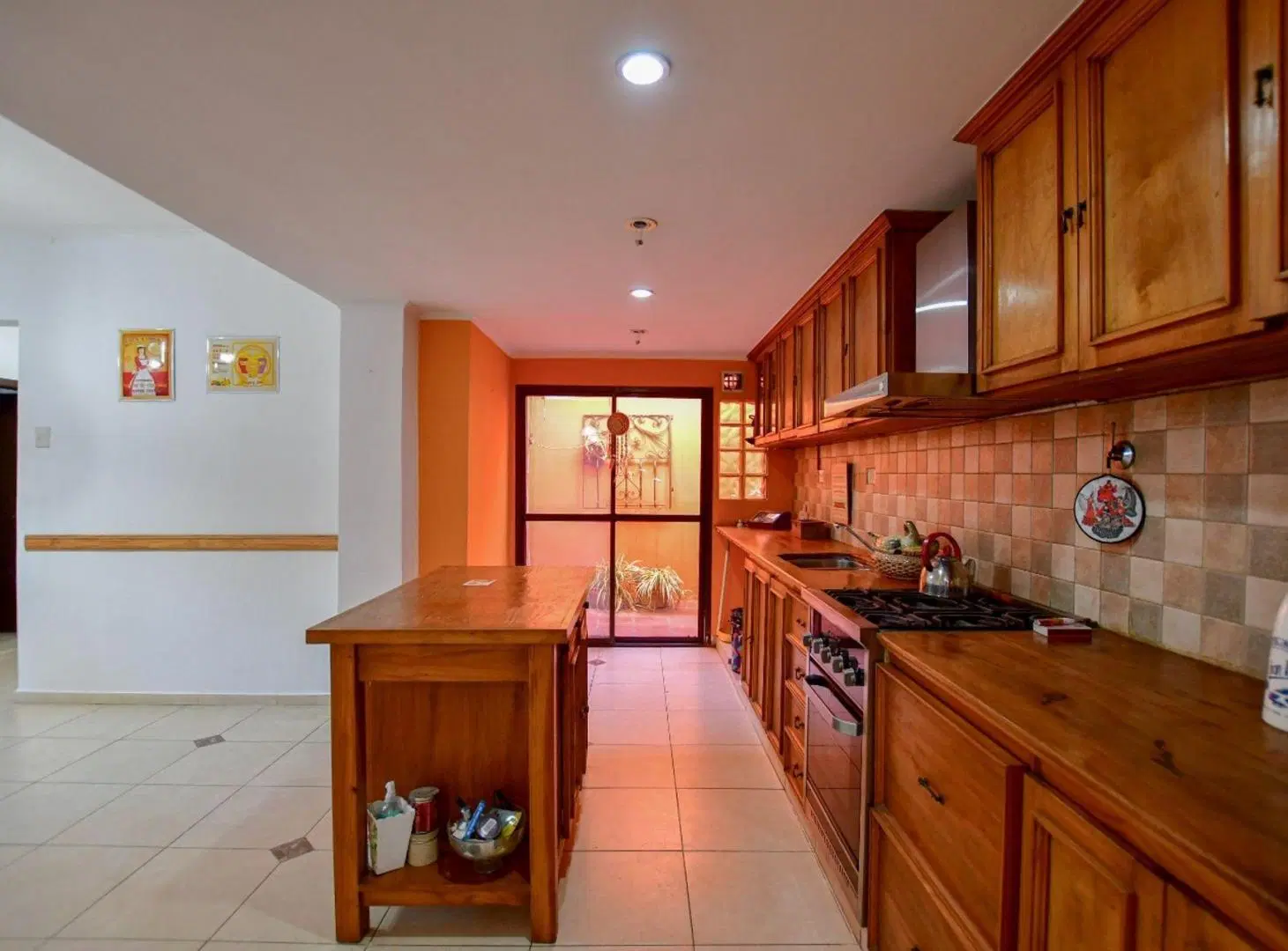 CASA EN VENTA QUILMES 4 DORMITORIOS 4