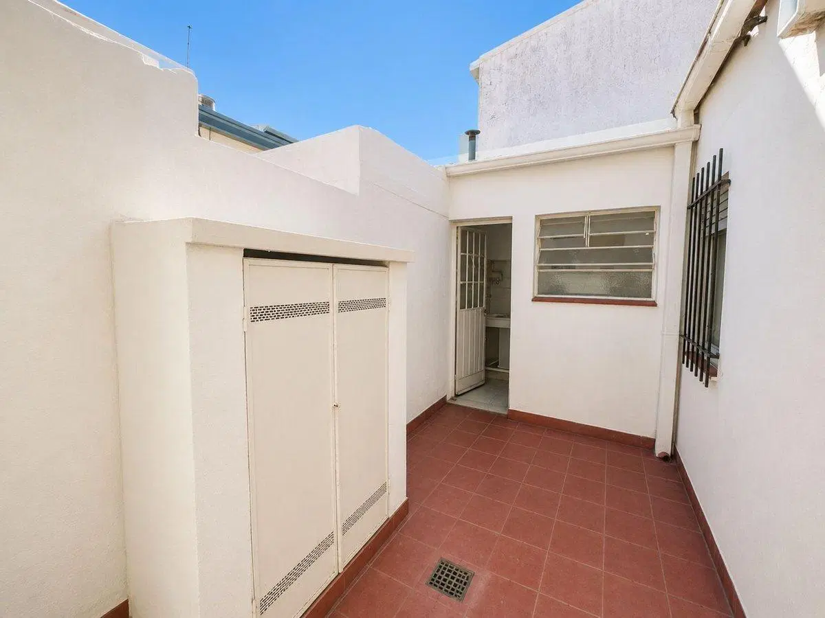 PH EN VENTA - LA PLATA 1 DORMITORIO 3