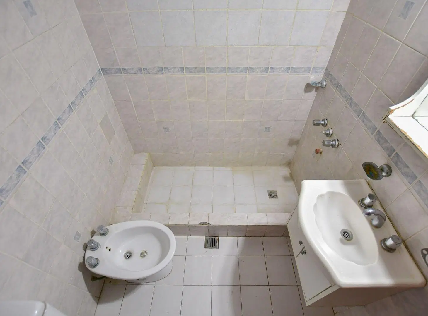 DEPARTAMENTO EN VENTA LA PLATA PLAZA MORENO 5
