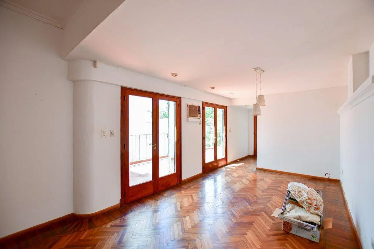CASA VENTA LA PLATA 3 DORMITORIOS APTO BANCO LOTE 2