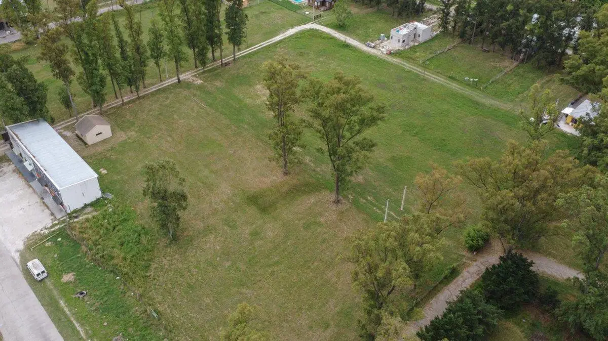 LOTES EN VENTA EN  BARRIO CERRADO "LA ELVIRA" 2