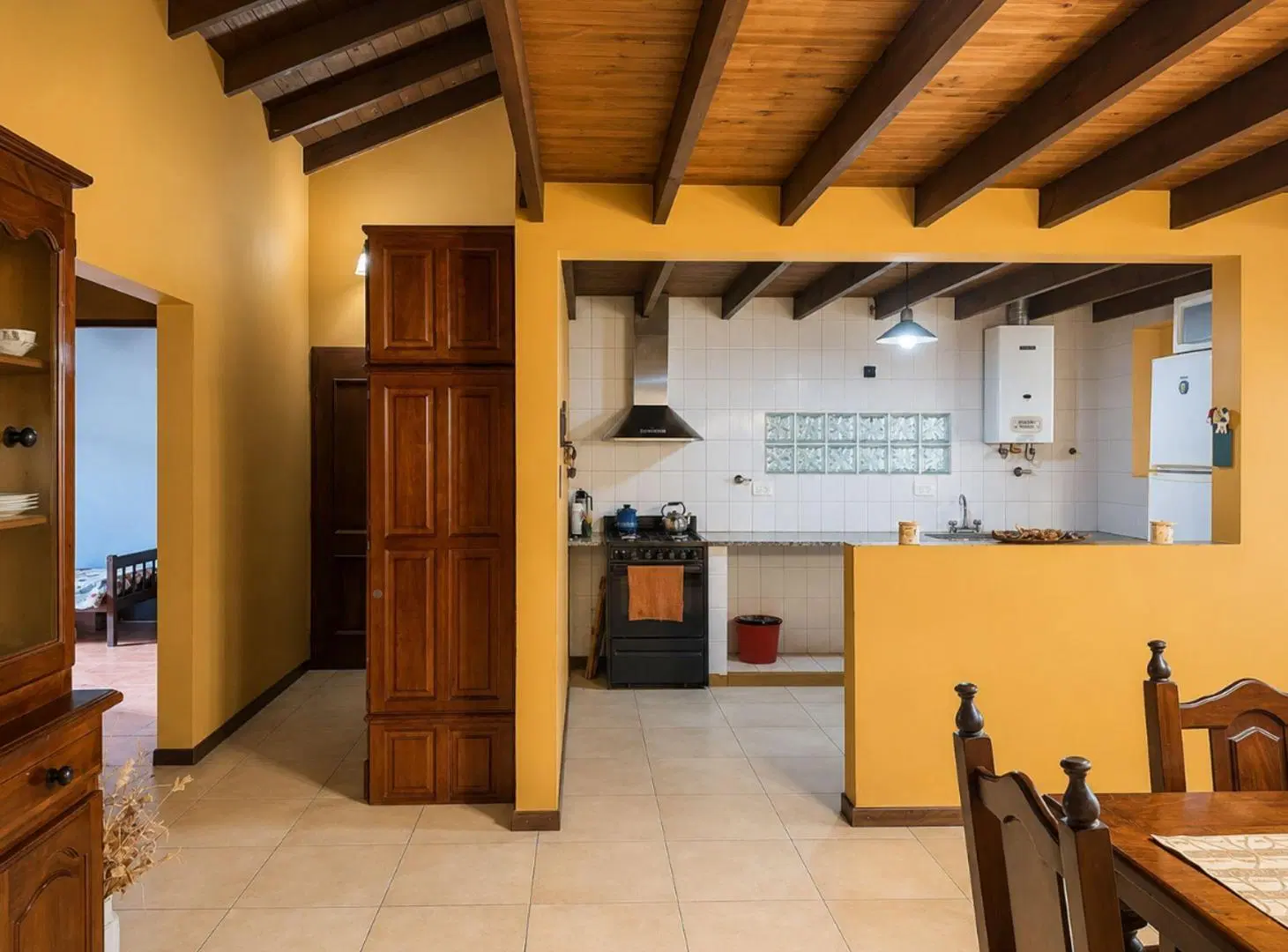 CASA EN VENTA LA PLATA 2 DORMITORIOS GARAGE 8