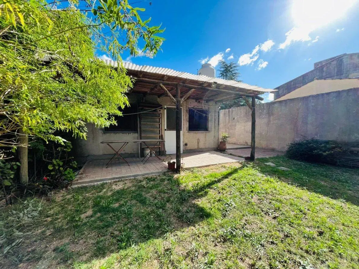 CASA EN VENTA OLMOS LA PLATA 4