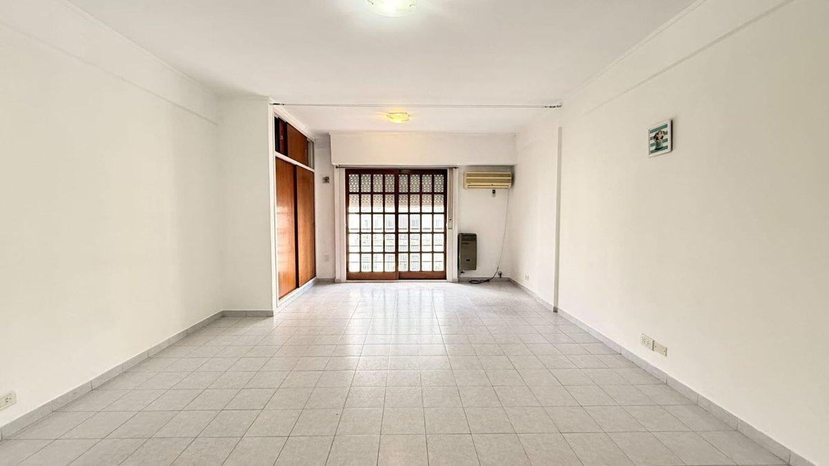 Foto de MONOAMBIENTE EN VENTA LA PLATA CENTRO APTO BANCO, imagen 1