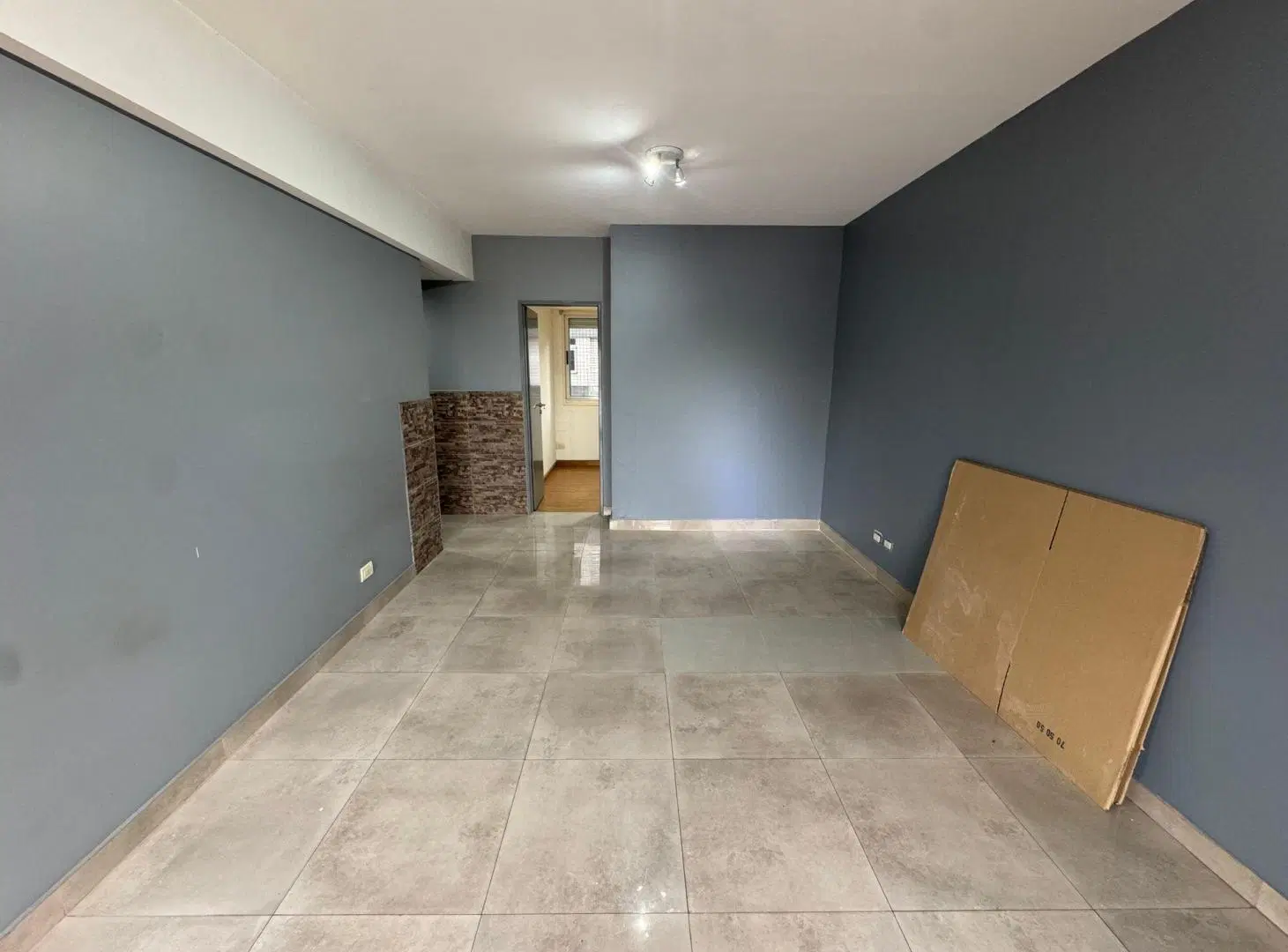 DEPARTAMENTO ALQUILER ANUAL EN ZONA UADE C/ BALCON 2