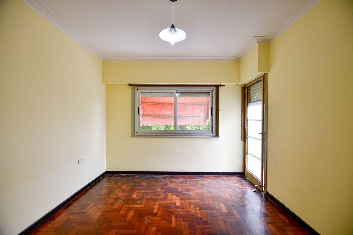 Foto de DEPARTAMENTO EN VENTA GONNET 2 DORMITORIOS, imagen 2