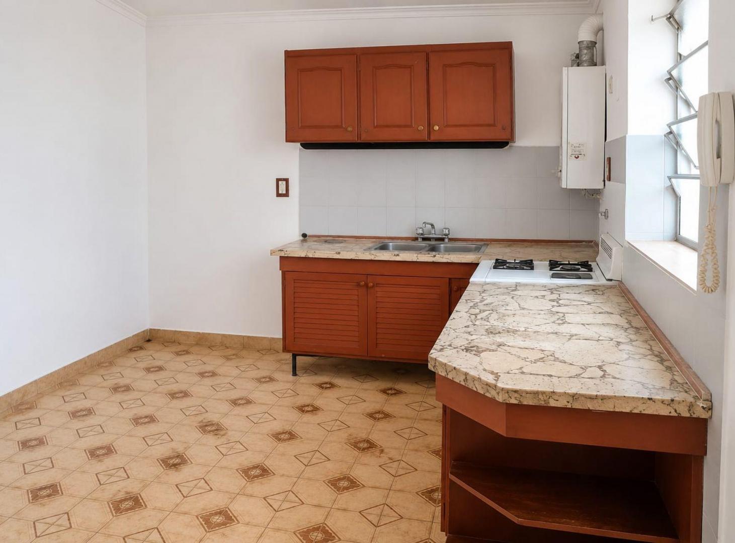 Foto de OFICINA EN VENTA LA PLATA, ZONA TRIBUNALES, imagen 4