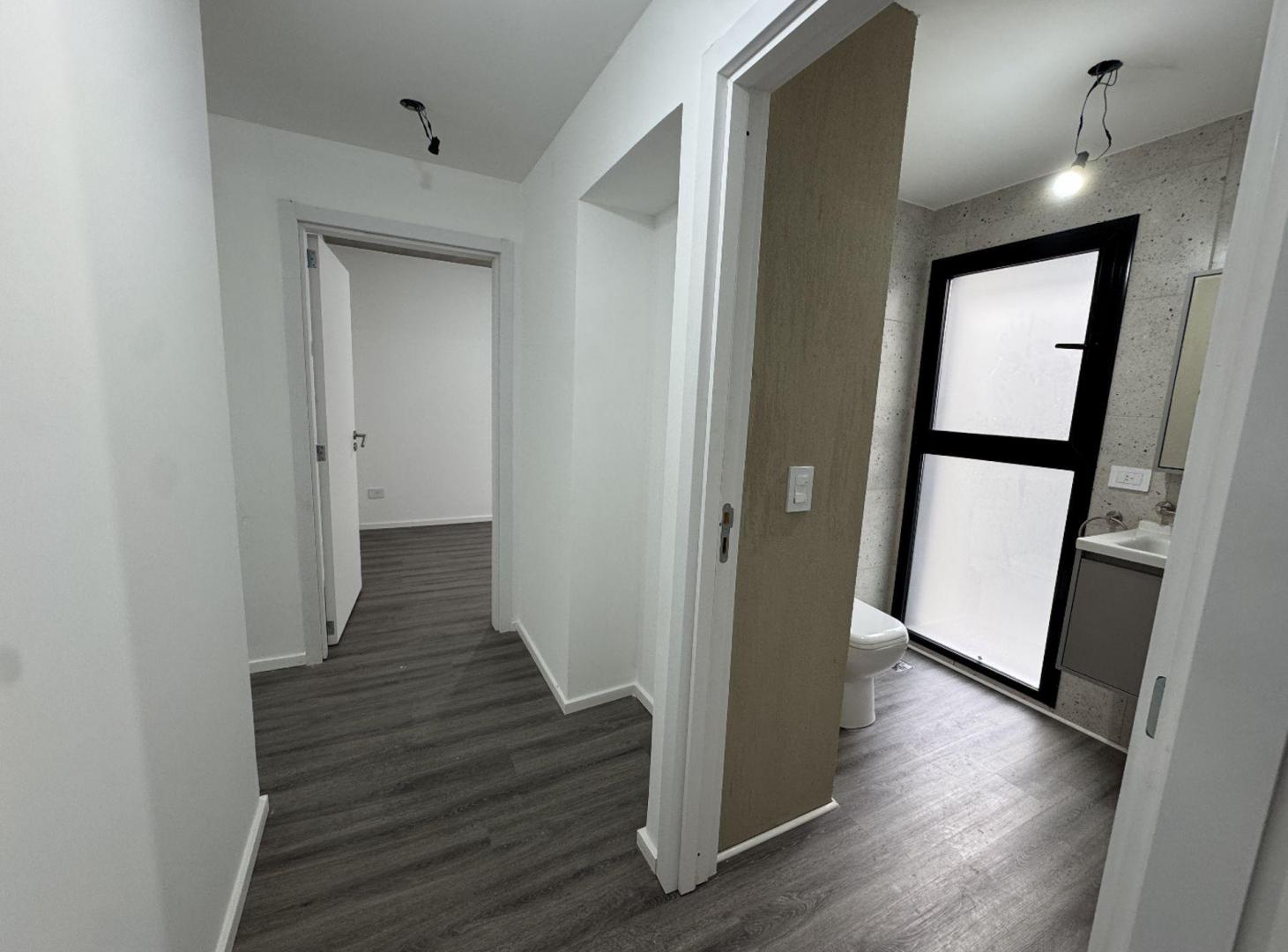 Foto de DEPARTAMENTO EN VENTA DEVOTO 4 AMBIENTES COCHERA, imagen 3
