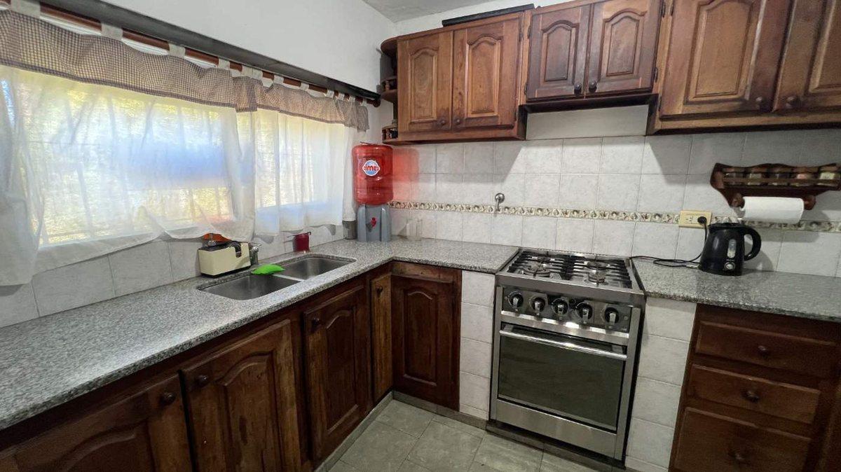 Foto de CASA EN VENTA LA PLATA POSIBLE APTO CREDITO, imagen 3