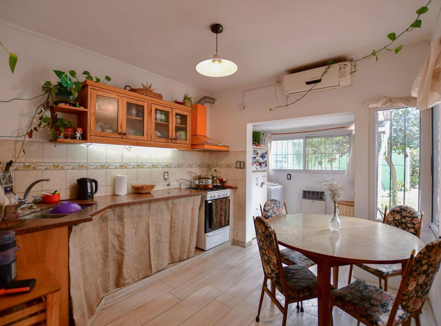 Foto de CASA VENTA LA PLATA 3 DORMITORIOS PARQUE COCHERA, imagen 5