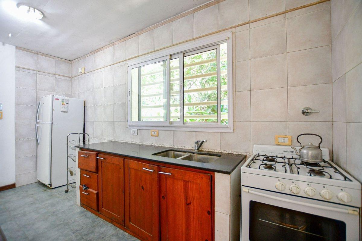 Foto de CASA EN VENTA SICARDI 2 DORMITORIOS CON PILETA, imagen 1