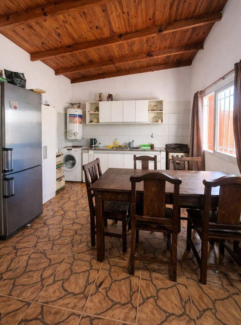 Foto de CASA Y DEPARTAMENTO EN VENTA LA PLATA, imagen 1