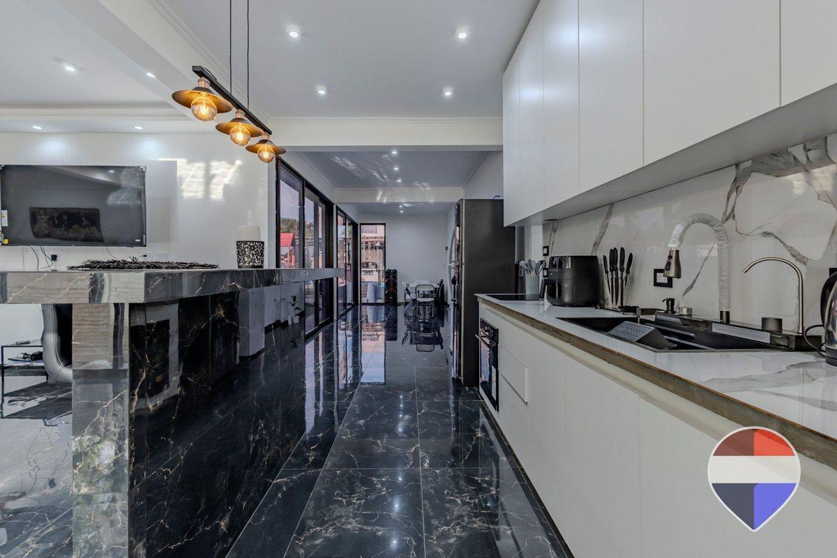 Foto de CASA VENTA GORINA 3 DORMITORIOS PARQUE PILETA, imagen 1