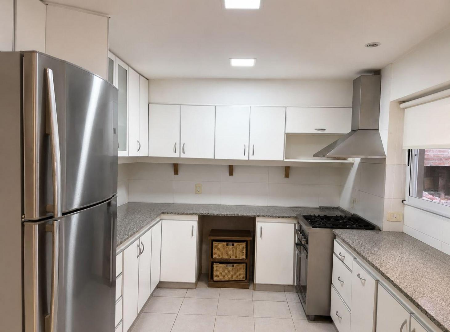 Foto de CASA EN VENTA CITY BELL 3 DORMITORIOS, imagen 2